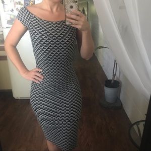ZARA Triangle Checkered Bodycon Midi Dress